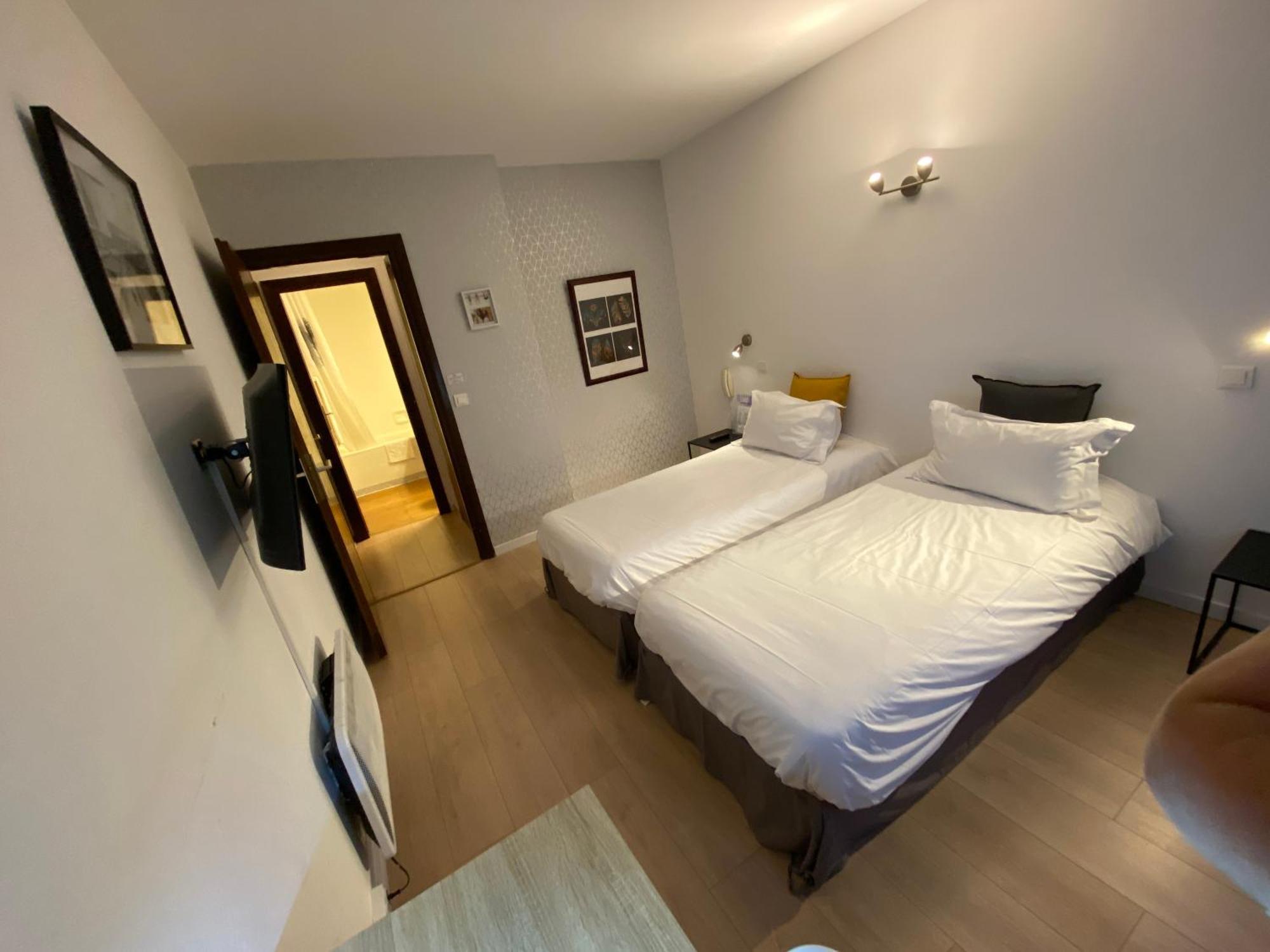 Savoie Hotel Aux Portes De Geneve Saint-Julien-en-Genevois Exteriör bild